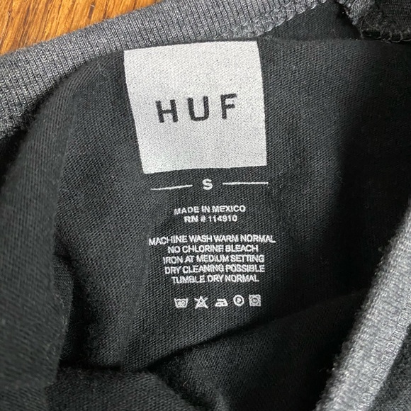 Huf tee - Picture 3 of 3
